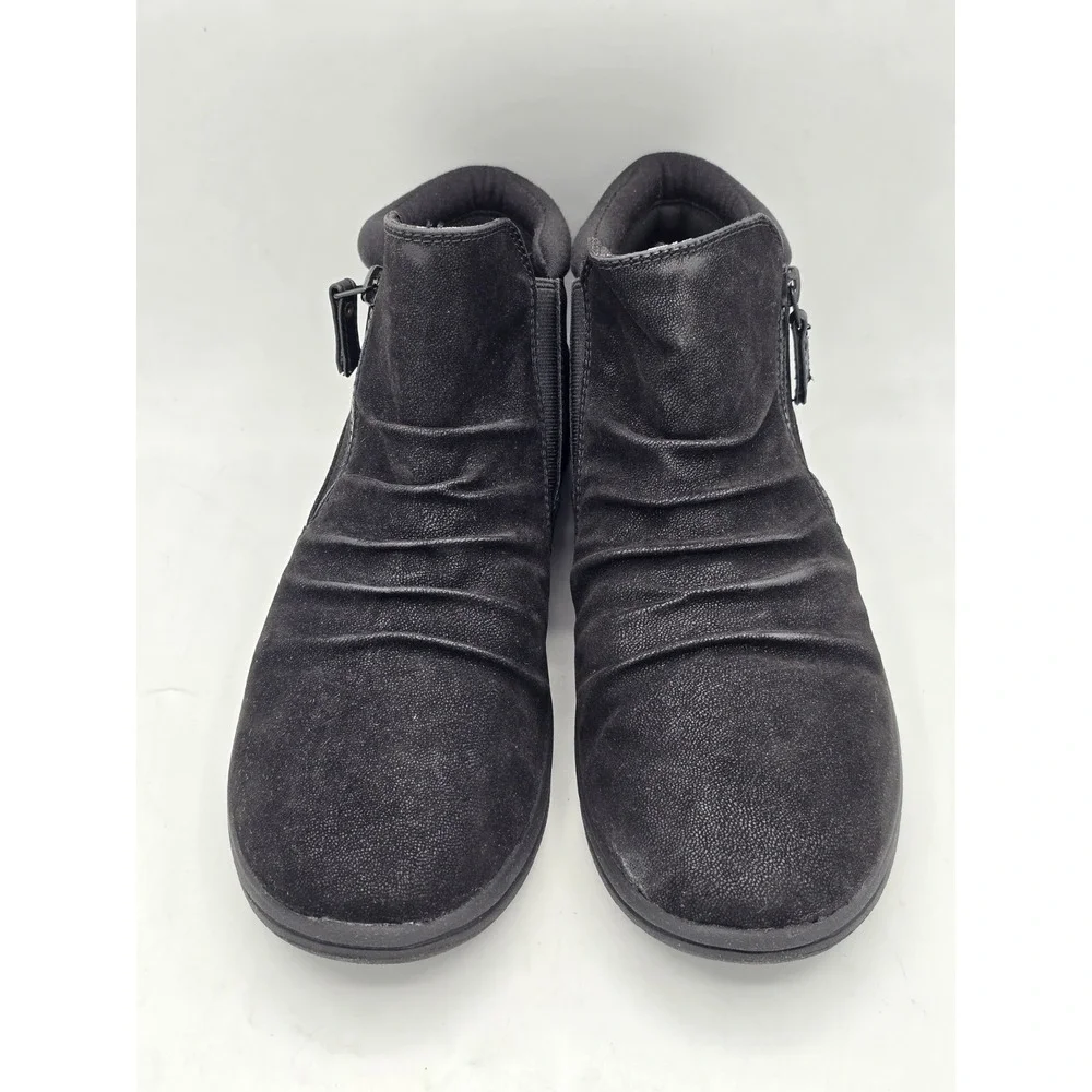 Clarks this listing